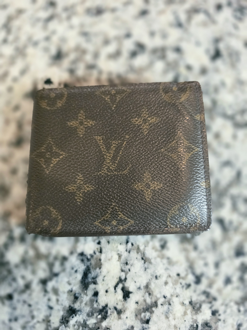 Louis Vuitton Monogram Canvas Bifold Wallet - Brown/Tan